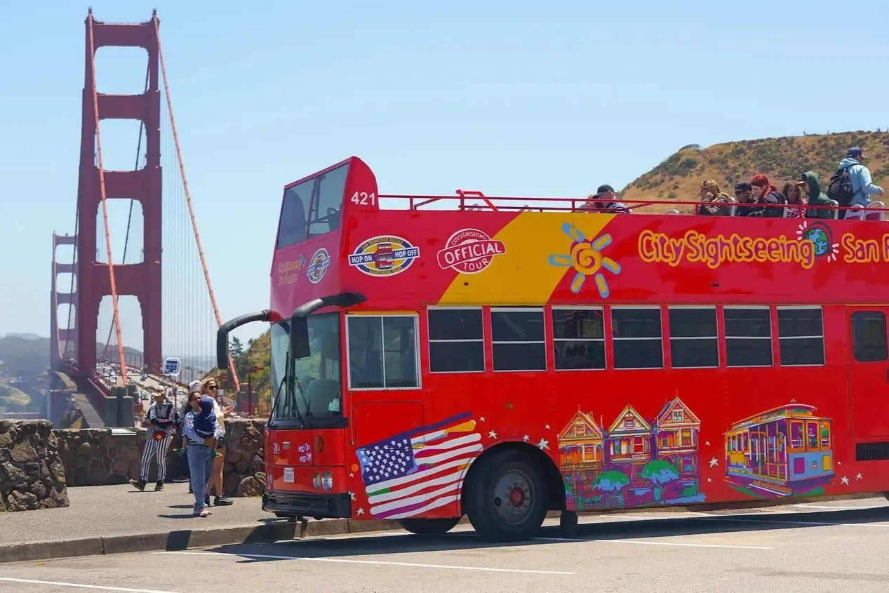 San Francisco: Hop-on Hop-off Bus Tour - Photo 1 of 5